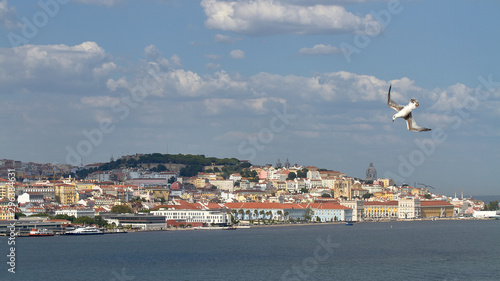 vistas de Lisboa desde el rio Tajo
