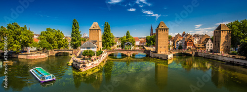 Bilde på lerret Medieval bridge Ponts Couverts, Barrage Vauban, Strasbourg, Alsace, France, Euro
