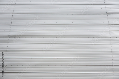 古いトタン(ブリキ)板の模様　Old painted degraded tin plate