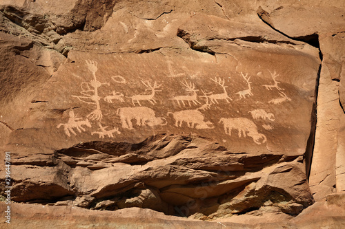 Hunting scene petroglyphs, Montezuma Canyon, UT