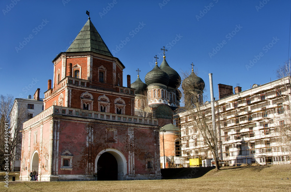 MOSCOW,RUSSIA - MARCH 15,2015: The Estate Of The Romanovs In Izmailovo recreation park and manor, Moscow, Russia. Bridge tower.