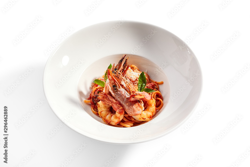 Shrimp linguine with smoked red pepper sauce Shrimp linguine with smoked red pepper sauce