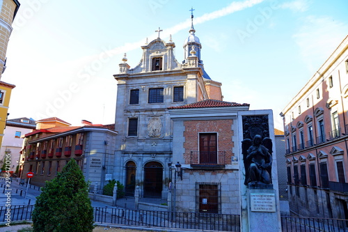Monument to Victoria Eugenia and Alfonso XIII and Church of the Armed Forces (Iglesia Catredral de las Fuerzas Armadas )in Madrid, Spain photo