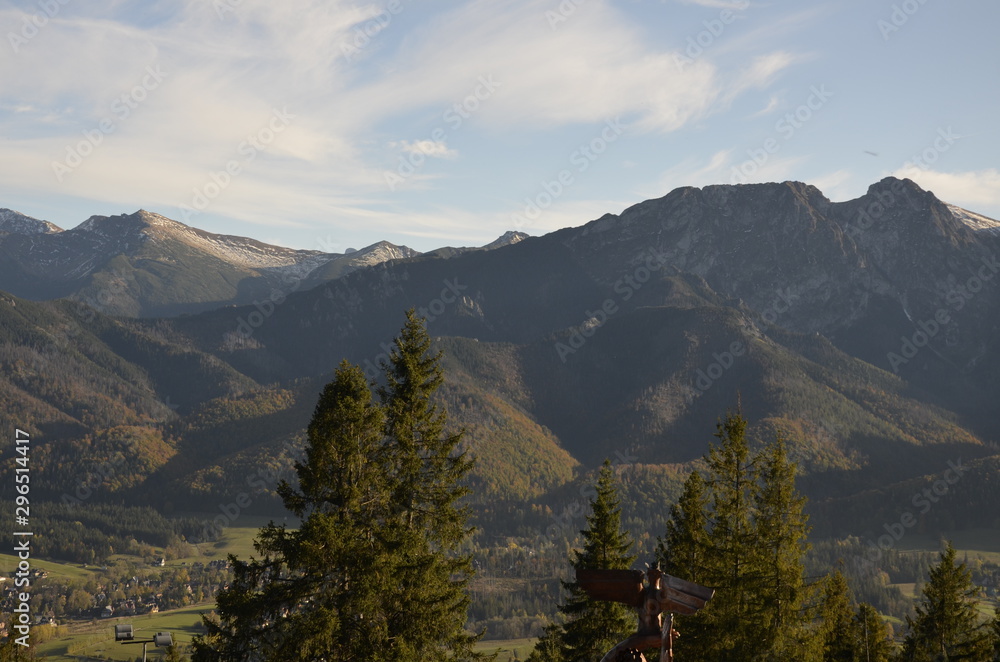 Obraz premium Gubałówka , Giewont ,śpiący rycerz , Zakopane ,Tatry ,Kasprowy Wierch , widok z gubałówki , widok na Tatry , widok na góry , 