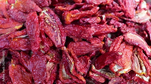 Dried tomatoes