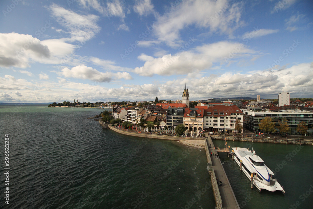 Naklejka premium Blick auf Friedrichshafen am Bodensee