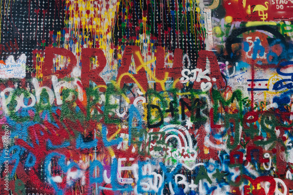 Fototapeta premium Kolorowe graffiti na ścianie