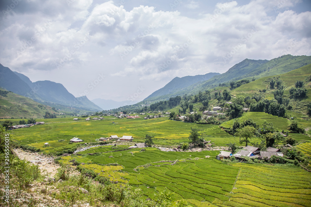 The beautiful valley between the mountains of Sapa and its rice paddies. Vietnam
