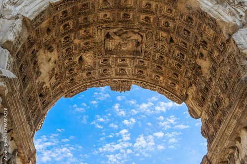 Obraz na plátne Rome, Lazio / Italy - March 20, 2016: Arch of Titus at the Roman Forum