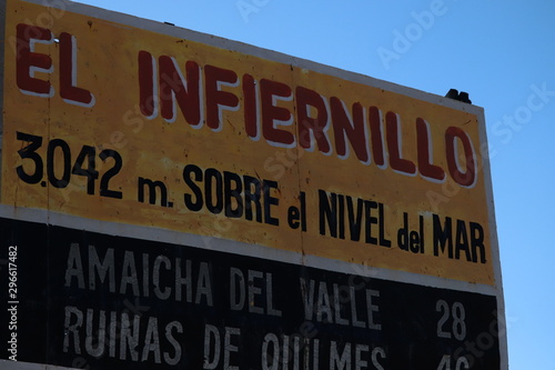 sign in the top of Andes
