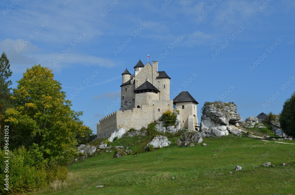 Zamek w Bobolicach, Szlak Orlich Gniazd, Polska
