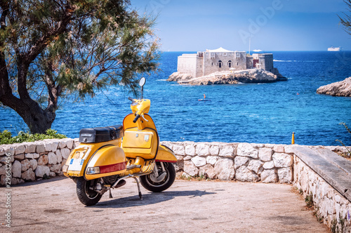 Dolce Vita in the south of France, indian summer