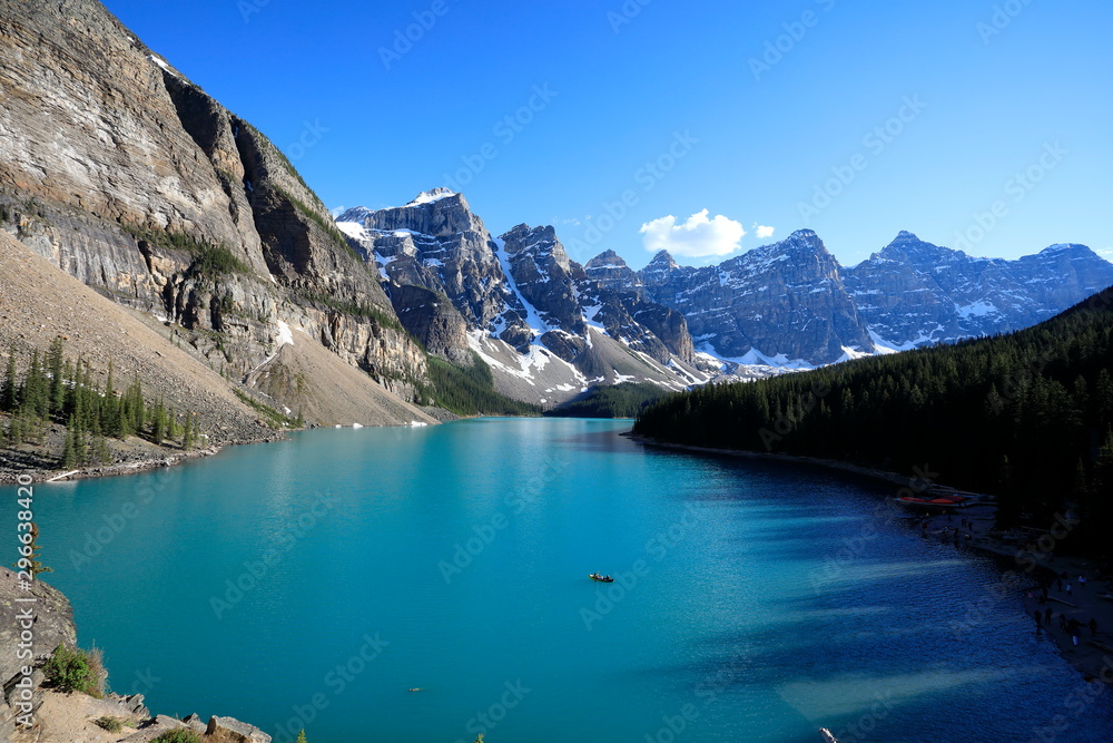 Moraine Lake in Banff National Park Moraine Lake in Banff National Park