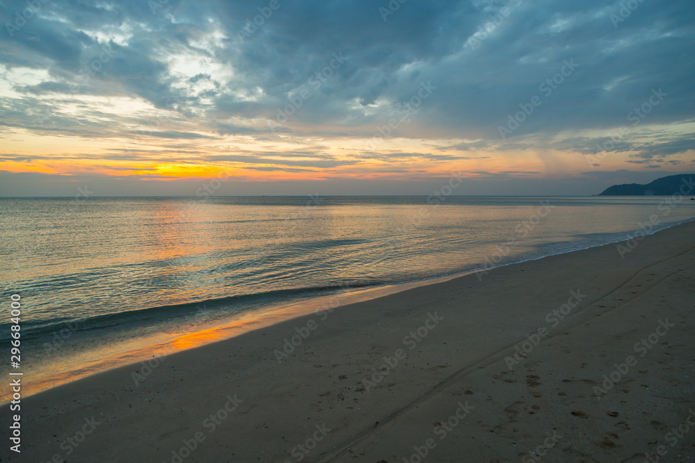 Siluette sunset at the beach background Siluette sunset at the beach background