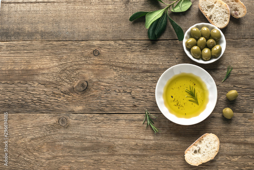 Fototapeta Naklejka Na Ścianę i Meble -  Olive Oil
