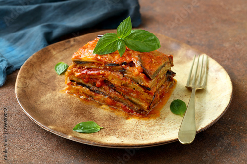 Photos parmigiana di melanzane fatta in casa
