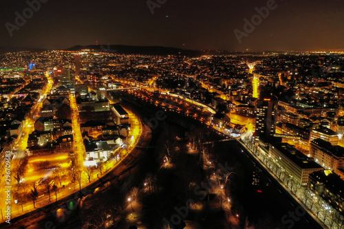 Limmat bei Nacht , Luftaufnahme