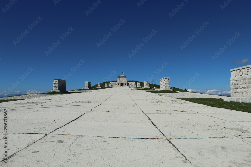 view of sanctuary (architecture,building,landscape,travel,blue,costruzioni,viaggi,blu,architettura) view of sanctuary (architecture,building,landscape,travel,blue,costruzioni,viaggi,blu,architettura)
