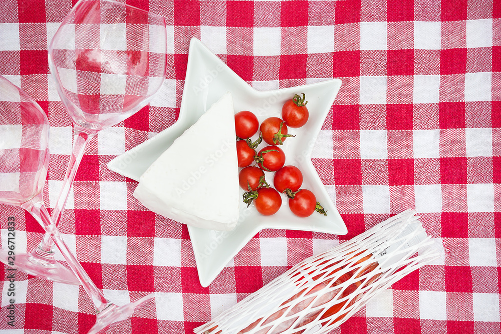 Obraz premium glasses food on tablecloth close up