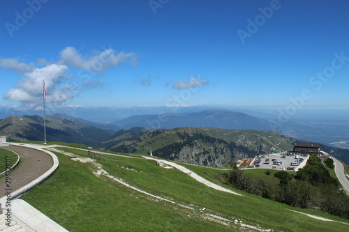 landscape with mountains and blue sky of Monte Grappa (landscape, mountain, sky, nature, mountains, green, hill, panorama, blue, view, tree, forest, beatiful, alberi, montagna ,cielo, natura, collina) © Ruggero
