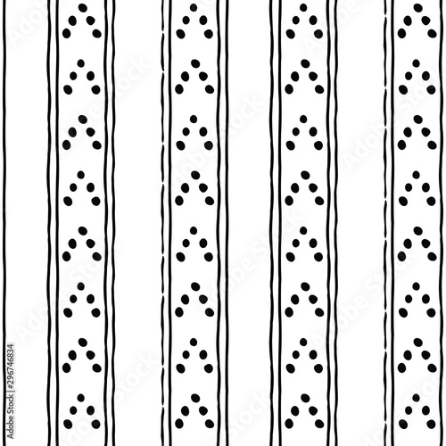 Seamless dots pattern. Seamless ethnic pattern. Fabric, textile, print. Handmade folk motive. Polka dot pattern. Russia ethnic vector background. © Vtaurus