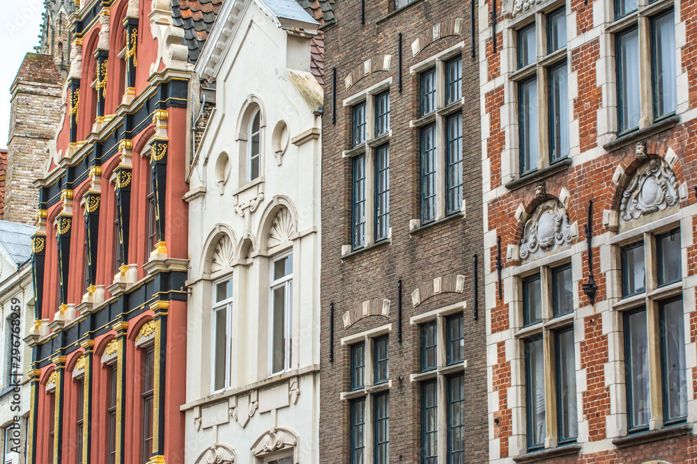 Fototapeta premium Old houses in Bruges