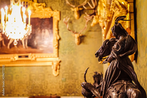 Wallpaper Mural Room in the castle Torontodigital.ca