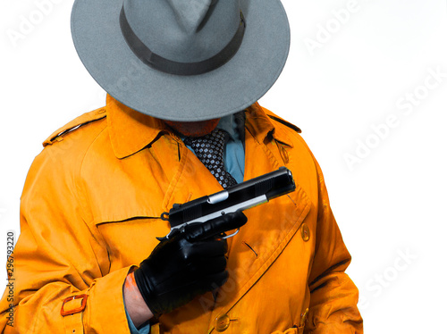 Konstfotografi Classic private investigator holds a large loaded gun