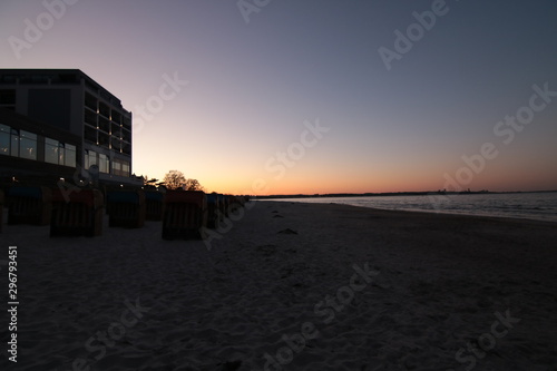 Sonnenuntergang am Strand © Jenny
