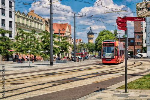 Fotografía sanierter steintorplatz in halle an der saale, deutschland