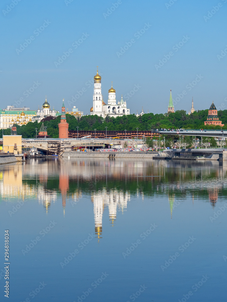 moscow kremlin and river