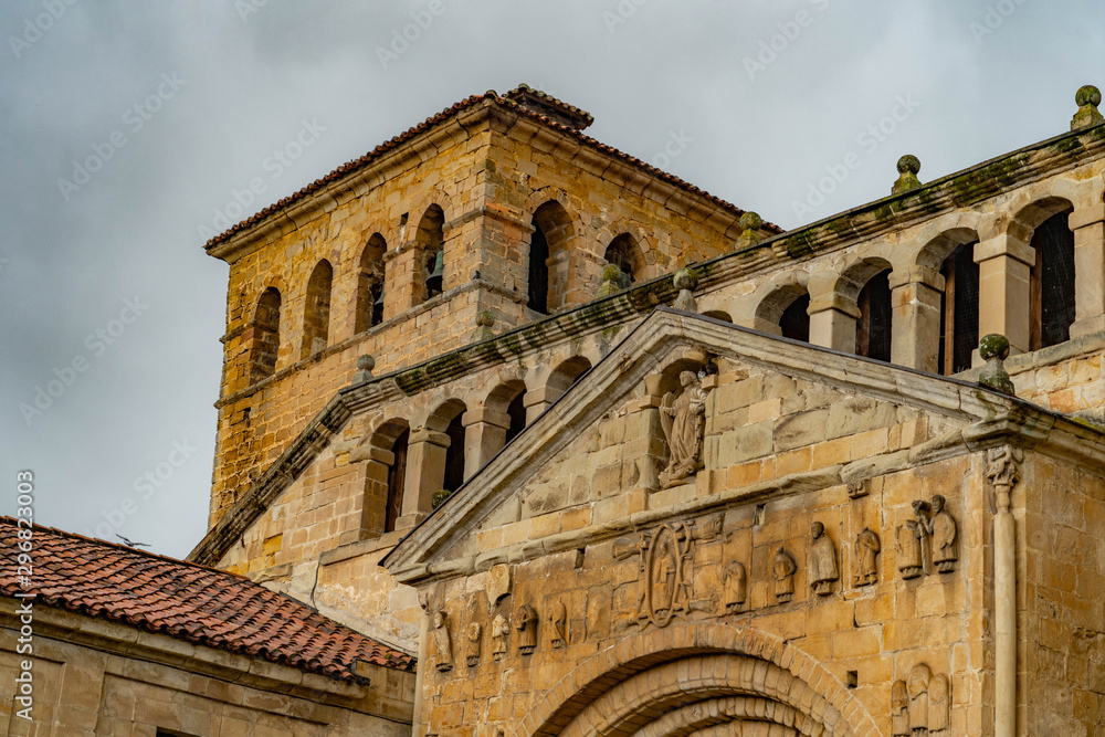 Fototapeta premium Santillana del Mar, Spain, 27, july, 2019: pretty village in the province of Cantabria in Spain