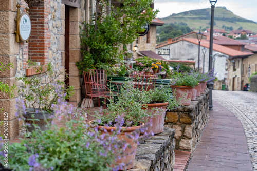 Fototapeta Naklejka Na Ścianę i Meble -  Santillana del Mar, Spain, 27, july, 2019: pretty village in the province of Cantabria in Spain