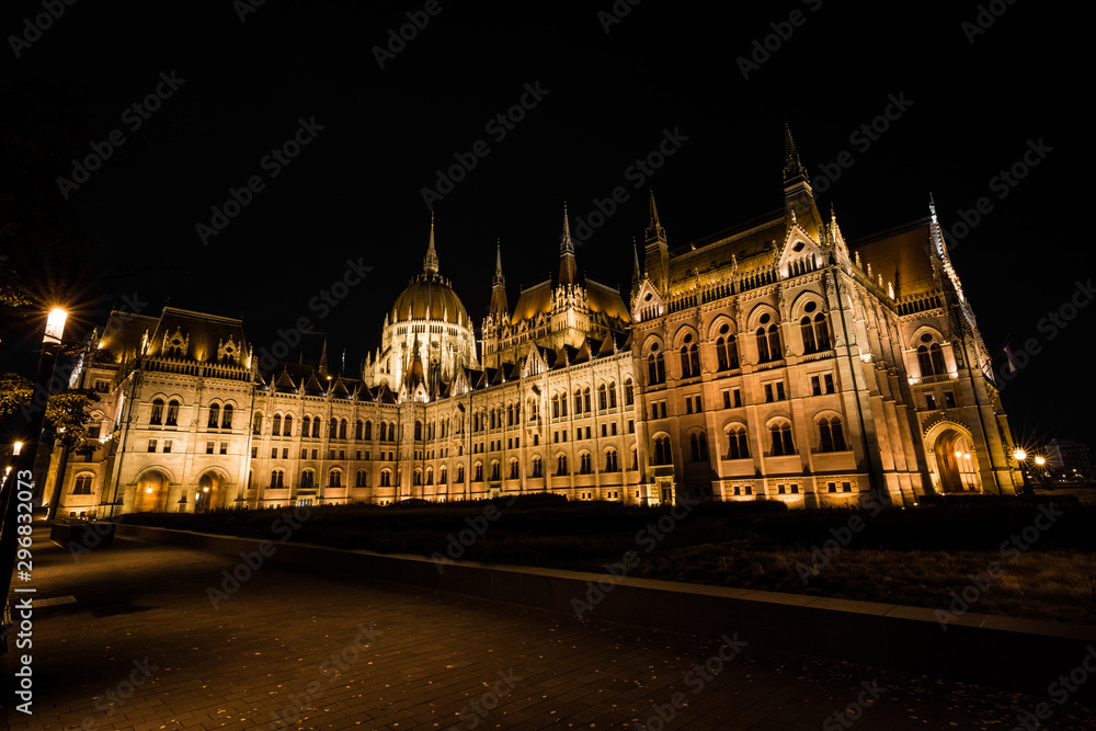 Budapest by night, Parlement, Hongrie