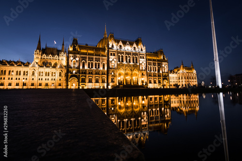 Budapest by night, Parlement, Hongrie
