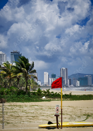 Dangerous ocean, beach side flag - Vietnam fall of 2019