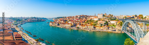 Canvas Print Panorama of the city of Porto on the Douro River in Portugal
