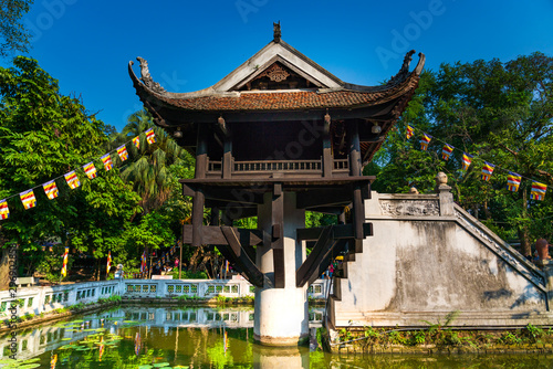 Fotografia One Pillar pagoda in Hanoi, Vietnam