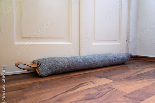 Foto Draft Excluder Under Door