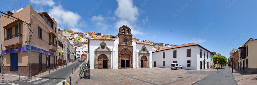 Fototapeta premium Kościół Panorama w San Sebastian / La Gomera