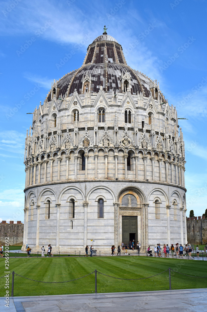 Baptisterio de Pisa, en Italia