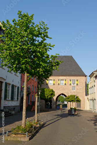 Fototapeta Naklejka Na Ścianę i Meble -  Aachener Tor, Bergheim