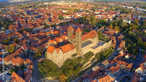Quedlinburg. Impressionen aus der Luft. photo
