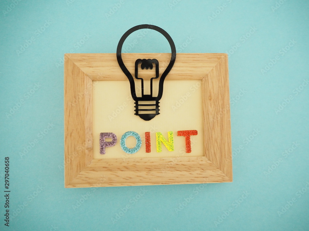 電球とポイントの単語