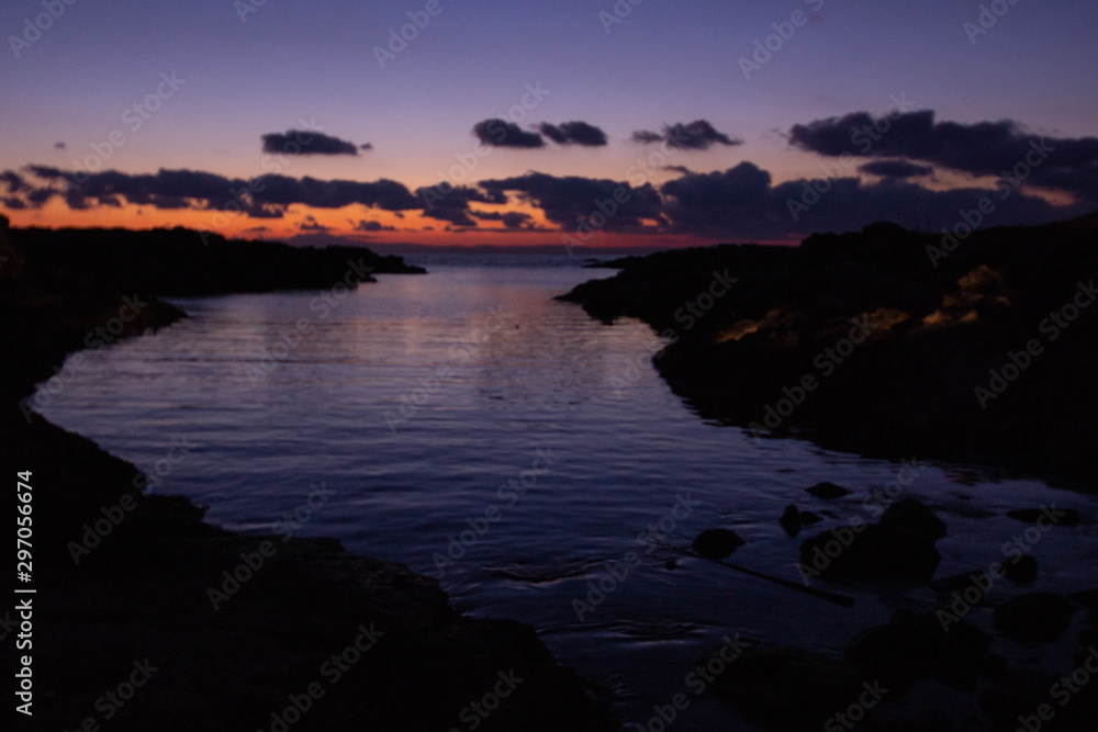 Fototapeta premium Japanese rocky sunset