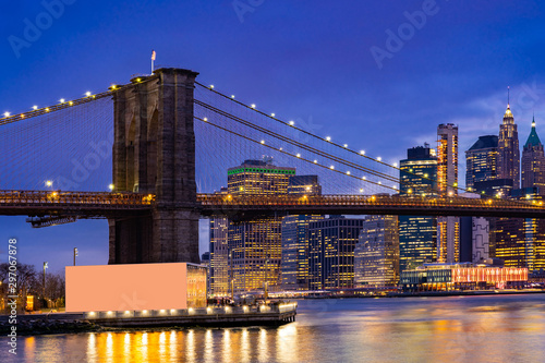 Brooklyn bridge New York © vichie81