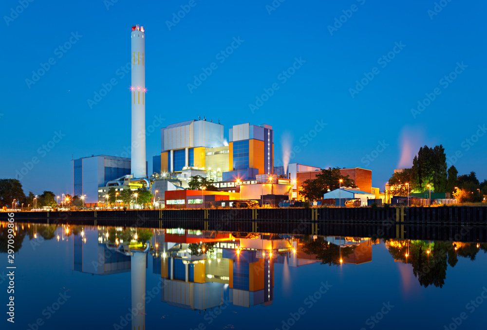 Obraz premium Waste Incineration Plant At Night