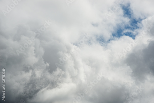 Fototapeta Naklejka Na Ścianę i Meble -  Beautiful white clouds