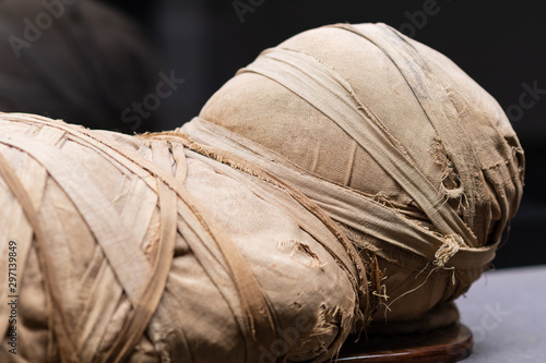 Billede på lærred Ancient Egyptian mummy photographed at the archaeological museum of Florence