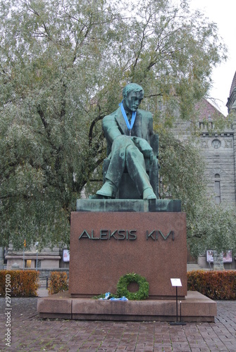 Aleksis Kivi monument photo